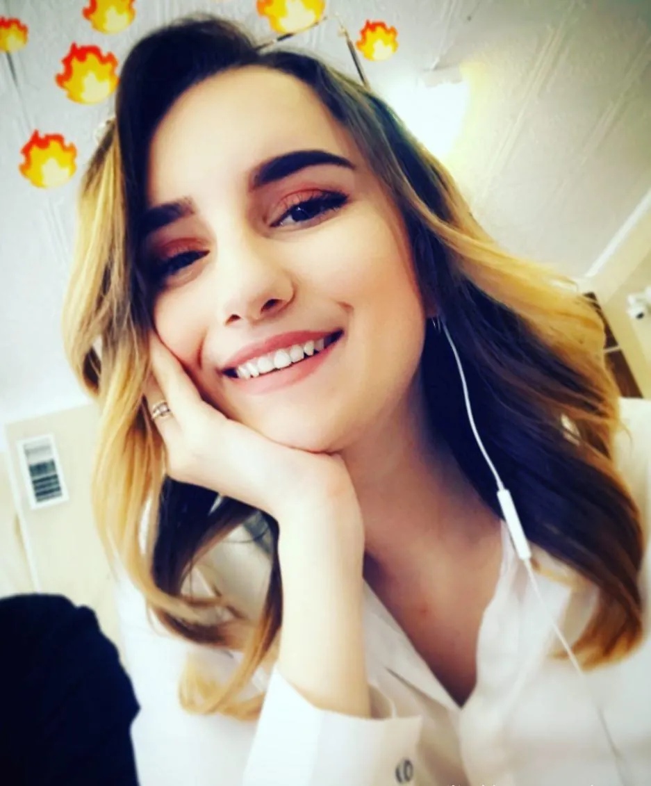 Simone